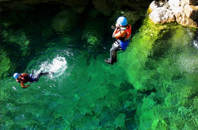  Un plongeon dans les eaux de la montagne 