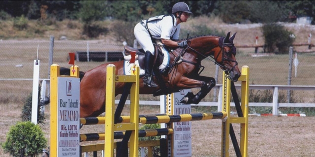 e-19746082-salto-ostacoli-che-passione15132538722542.jpg