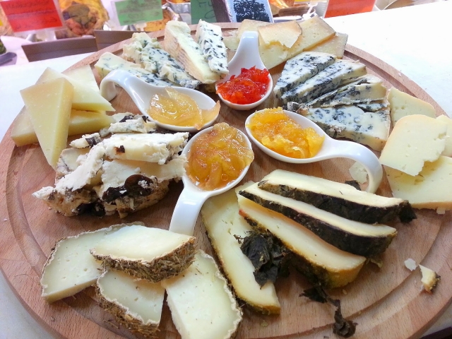  plateau de fromages typiques 