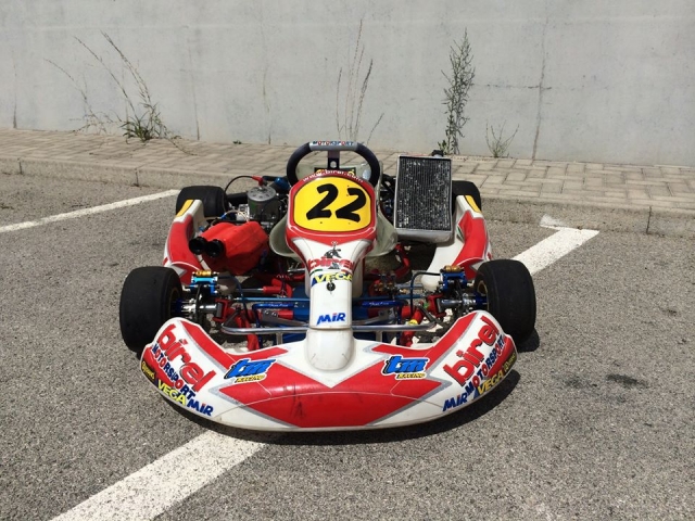 Kart rosso e bianco