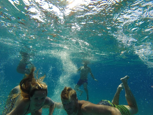 Vieni a tuffarti in queste acque