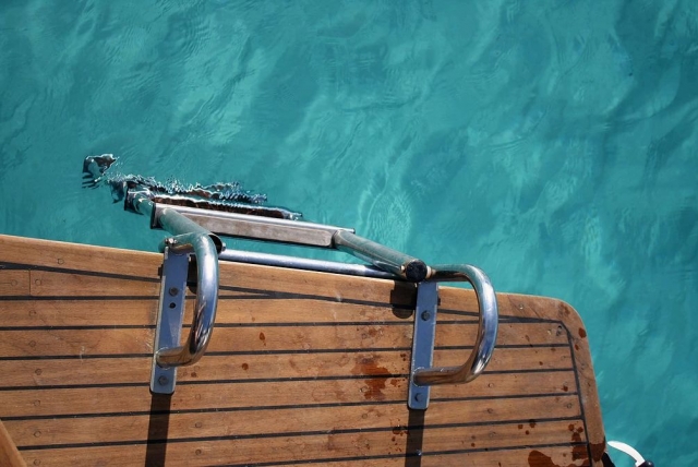  The stairs to the sea 