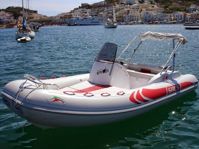 Ecco il Sacs 40 di 5 metri