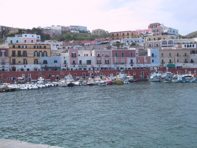 Il porto di Ponza
