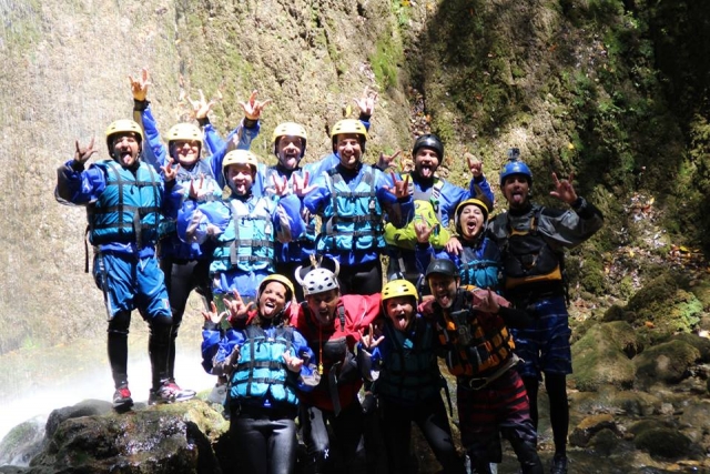  El grupo con nuestro saludo 