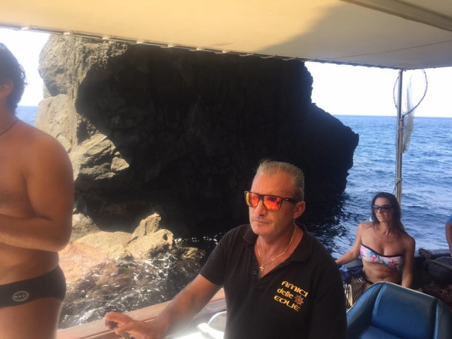  Le capitaine au volant 