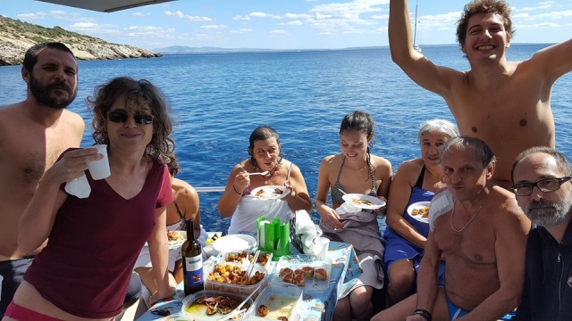  A nice family outing