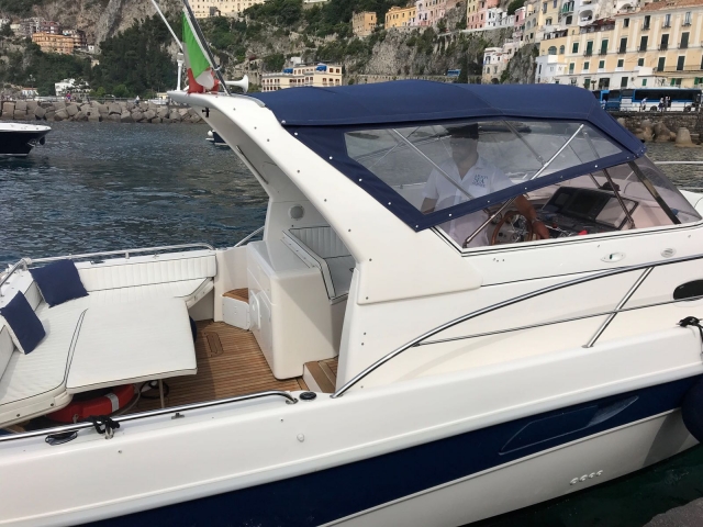  Le bateau à proximité 