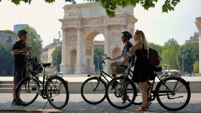  Discover the city 