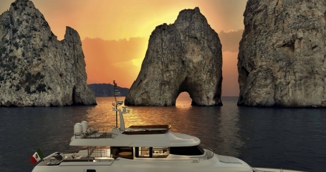 Noleggio di barche esclusive per Capri e la Costiera Amalfitana