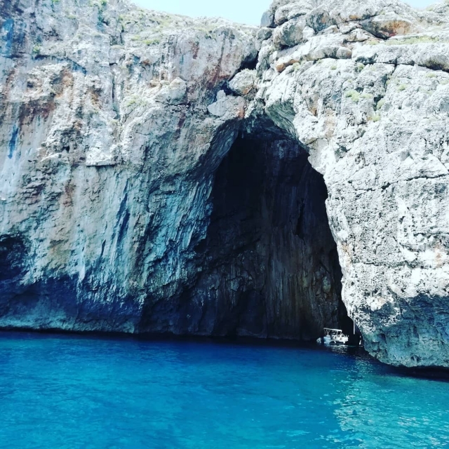  Cobalt blue sea 