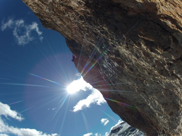  El color de las rocas en el sol 