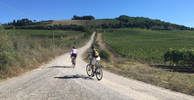  骑自行车前往下一站 