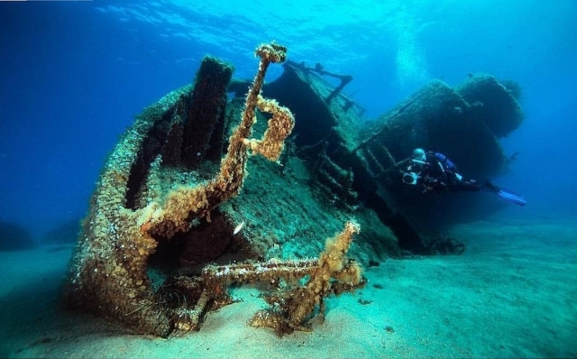  Épaves sous-marines 