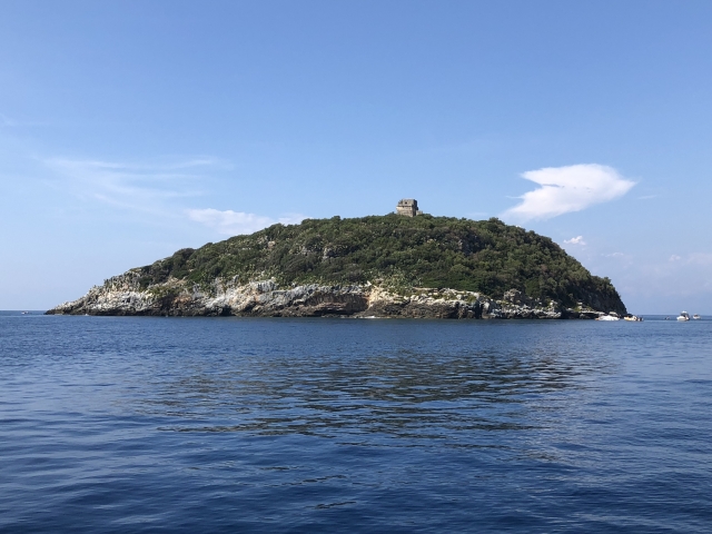  Cirella 岛 
