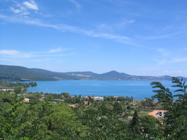 Lago Di Bracciano Panorama dall elicottero