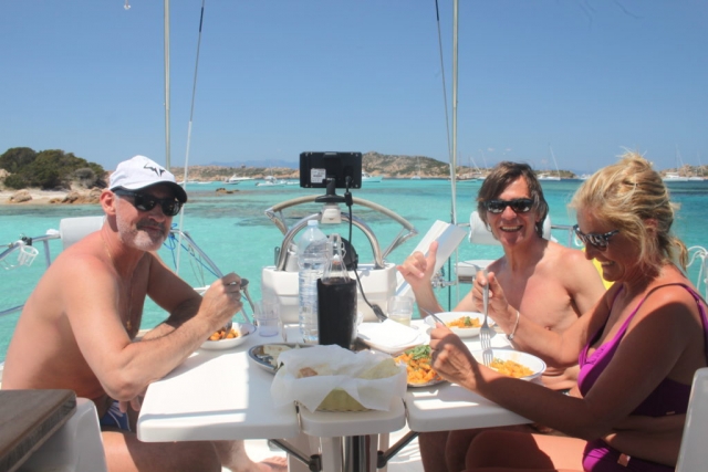  Déjeuner sur le bateau 