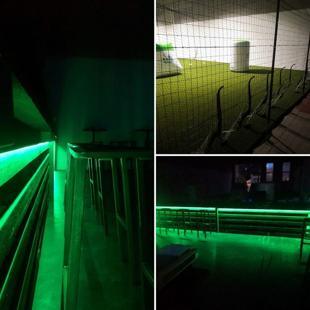  Indoor field 