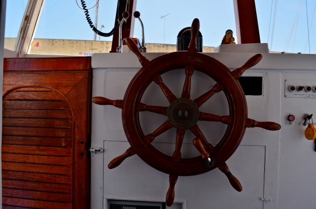  Hydra - Excursions en bateau Pont de contrôle 3 