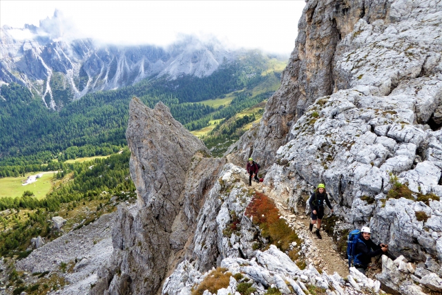  Vue panoramique sur les Dolomites 