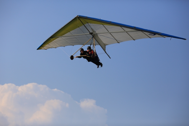  hang-gliding on lake Maggiore 