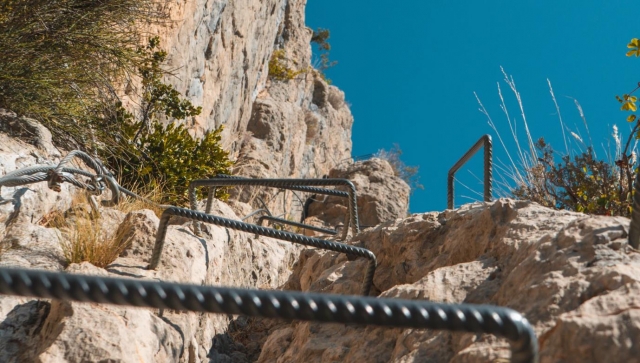  ein Klettersteig 