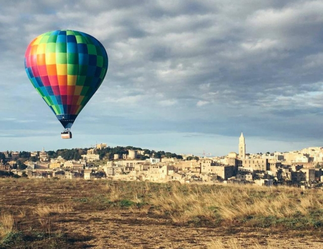  Heißluftballon in Matera 