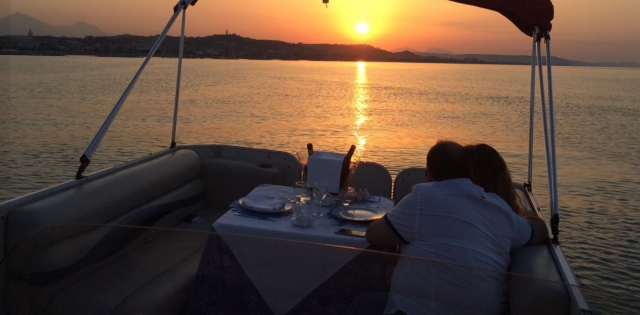  Sonnenuntergang über dem Meer 