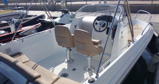  Komfortable Boote 