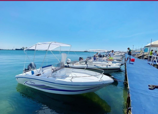 Unsere Boote warten auf Sie 