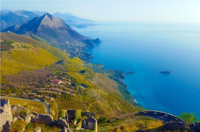  regarder les couleurs du paysage de maratea 