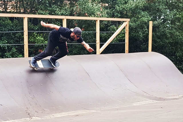 skate boafrd at the adventure park 