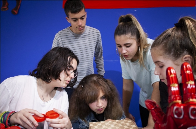 insieme per scoprire il mistero delle escape rooms di lasertag club campobasso
