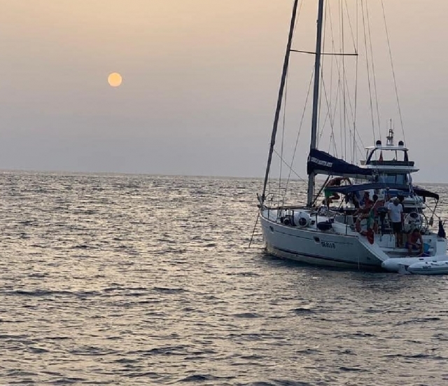  boats and sunset 
