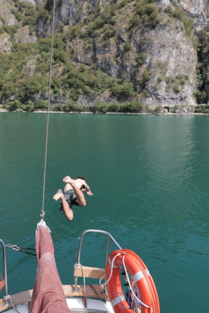  Desfrute de um mergulho no Lago Brescia 