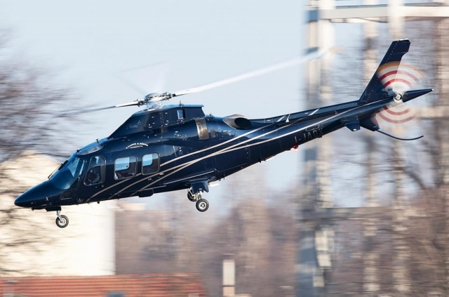 AW109直升机