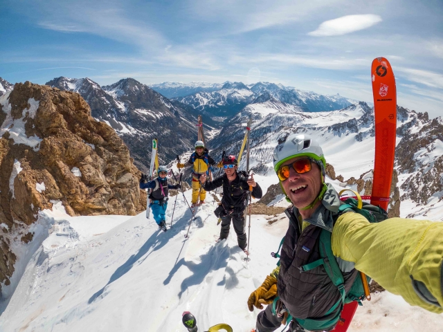  Steep skiing 