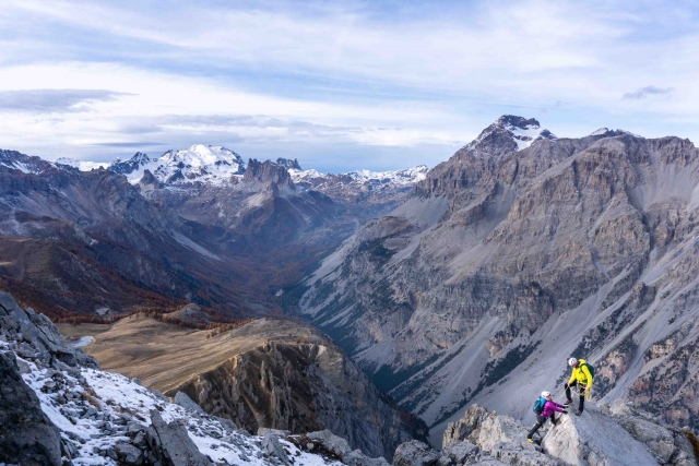  Mountaineering and spectacular views 