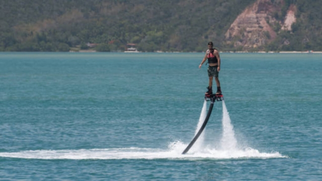  Flyboard 