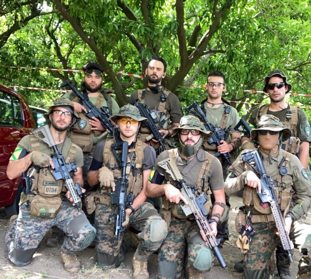  El equipo completo 