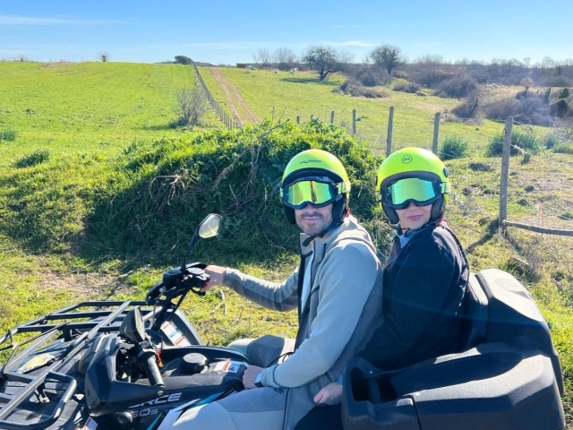  Für zwei auf einem Quad 