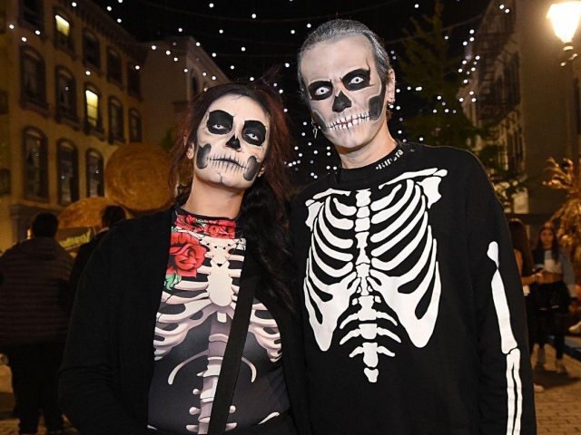  Fête costumée