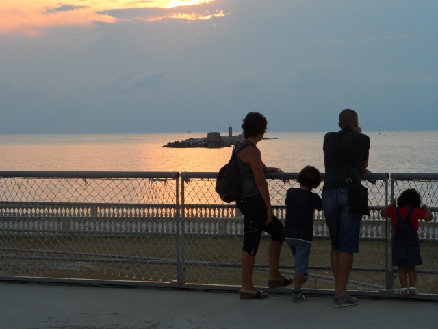 Tramonto sul litorale livornese