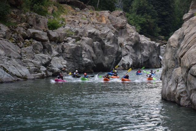 Having fun by canoeing in Valsesia 