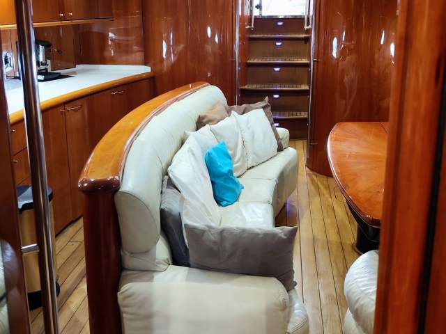  Les intérieurs de nos bateaux de luxe 