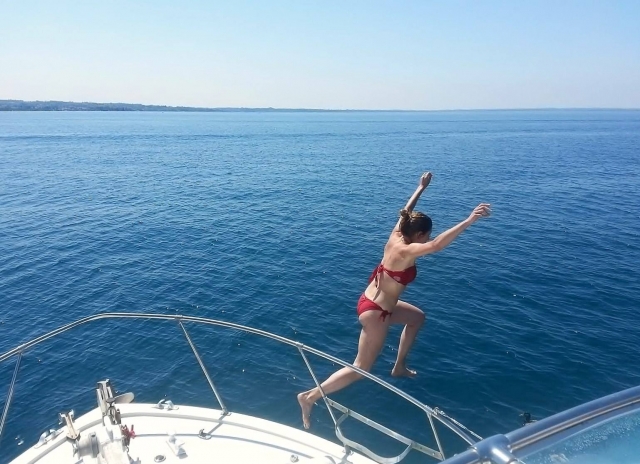 Diving from our boats 