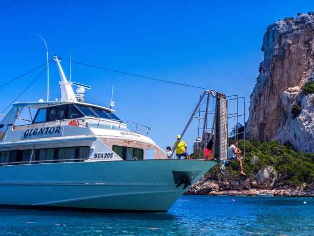  Visite las mejores calas en la costa de Sardinia 