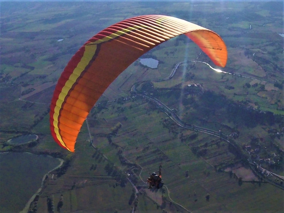  Parapente em dias bonitos 