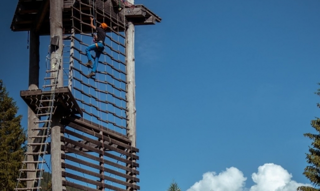 Scalata verso l'alto