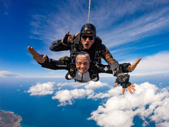 Tandem parachute jump in Sicily